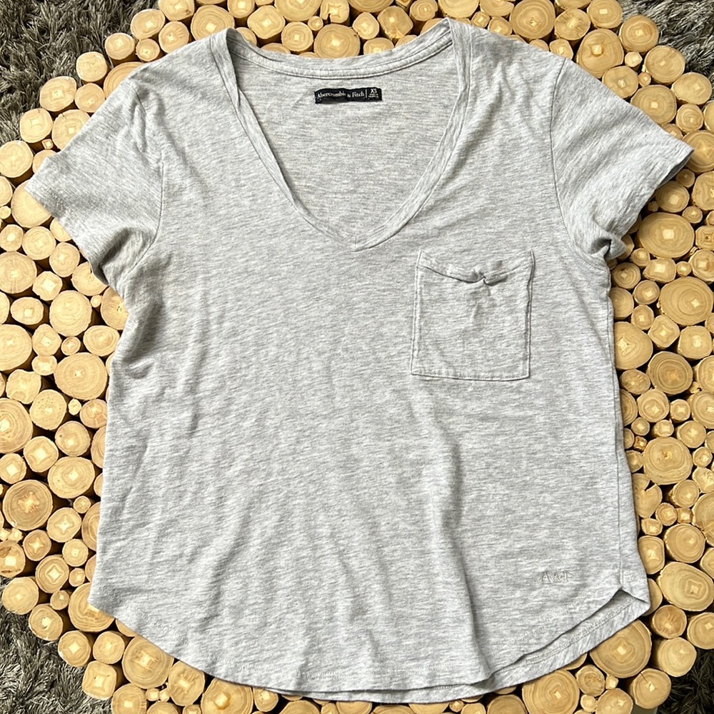 Women’s Abercrombie and Fitch, light gray extra small T-shirt